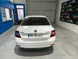 Skoda Octavia 2.0 TDI 150 CV DSG – Año 2020