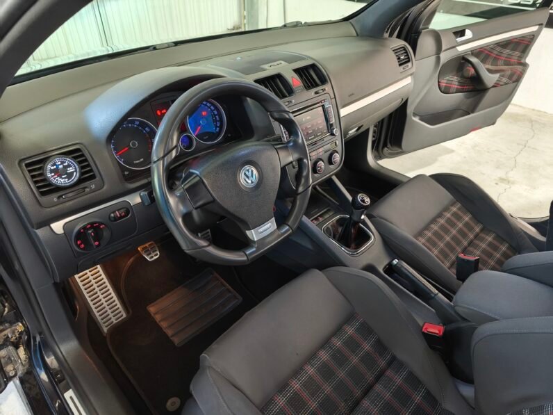 Volkswagen Golf GTI V