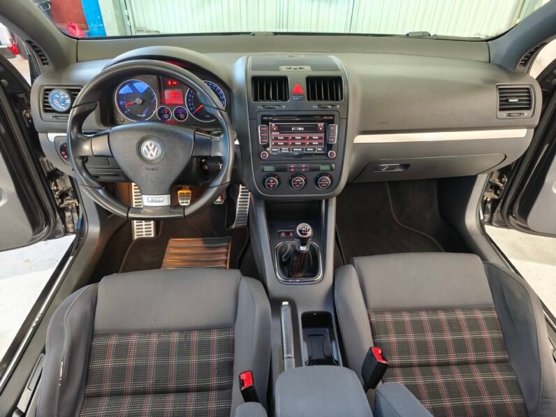 Volkswagen Golf GTI V