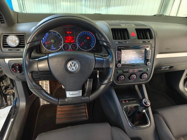 Volkswagen Golf GTI V