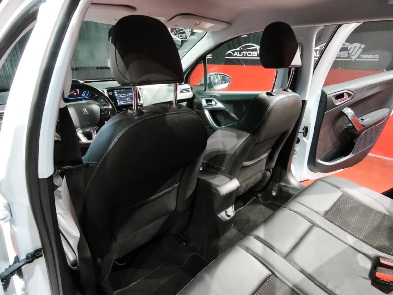 PEUGEOT 2008 1.6 HDI año 2015