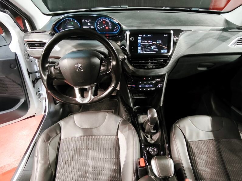 PEUGEOT 2008 1.6 HDI año 2015