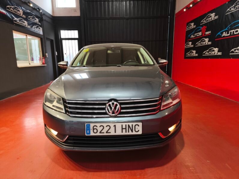 Volkswagen Passat 1.6 TDI 105cv Año 2012