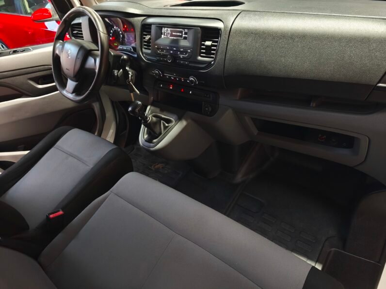 Peugeot Expert 2.0 HDI 120cv año 2016