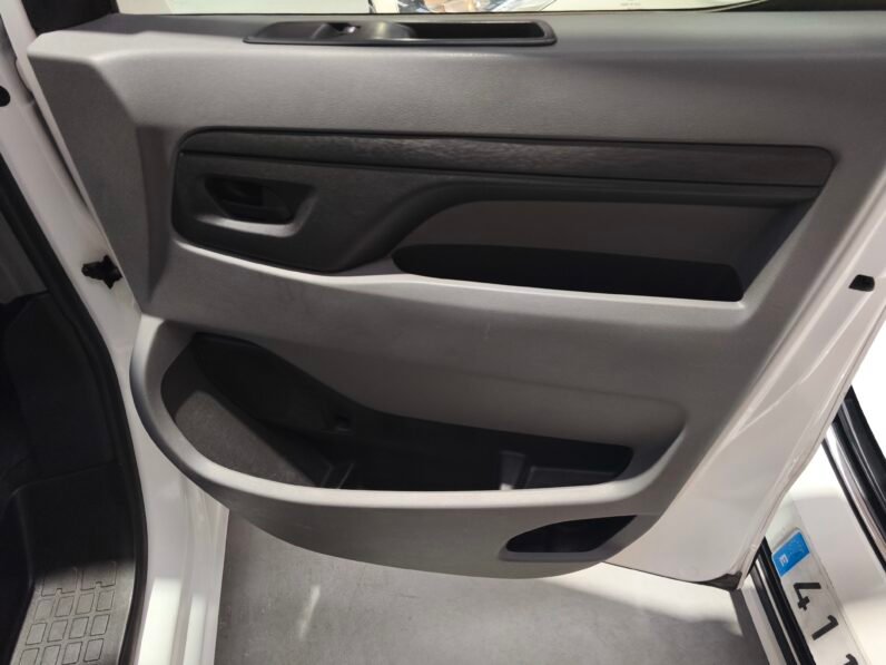 Peugeot Expert 2.0 HDI 120cv año 2016