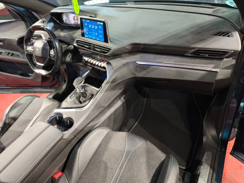PEUGEOT 5008 GT LINE 2019